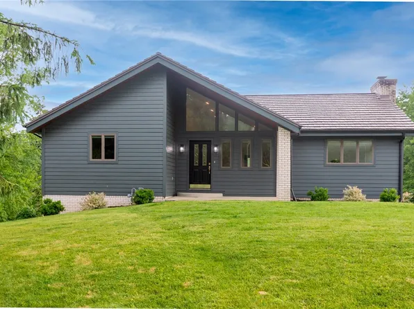 2420 Thomas Dr, Allison Park, PA 15101