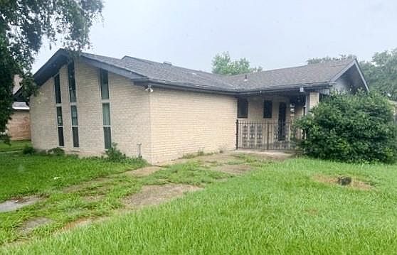1st image of 7201 Bullard Ave