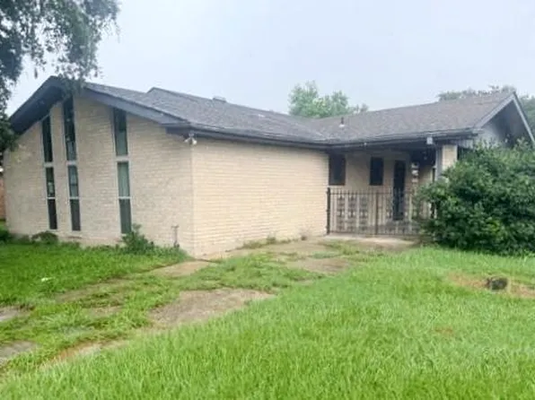 7201 Bullard Ave, New Orleans, LA 70128
