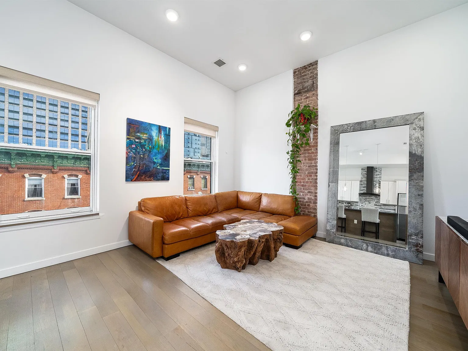 2 bed, 2.0 bath, 1146 sqft, $4,200 — Photo 1