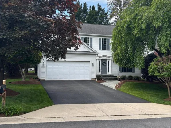 2700 Snowberry Pl, Olney, MD 20832