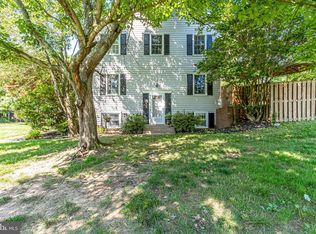 5516 Kendrick Ln, Burke, VA 22015