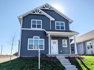 201 Lillehammer Ln, Mount Horeb, WI 53572