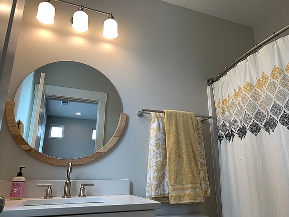 1st Floor En Suite