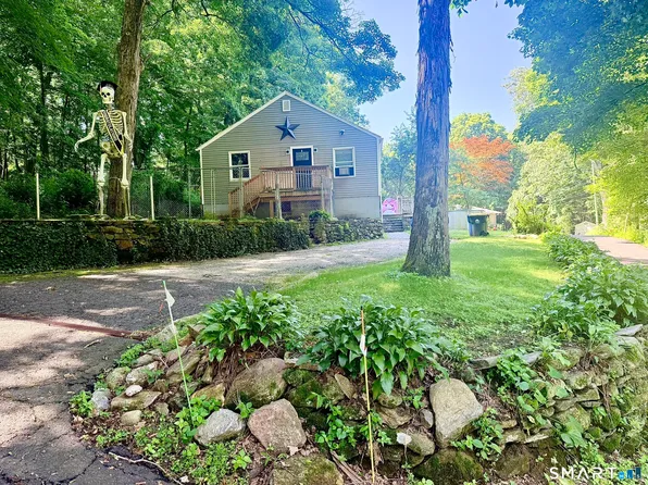117 Squantuck Road, Seymour, CT 06483