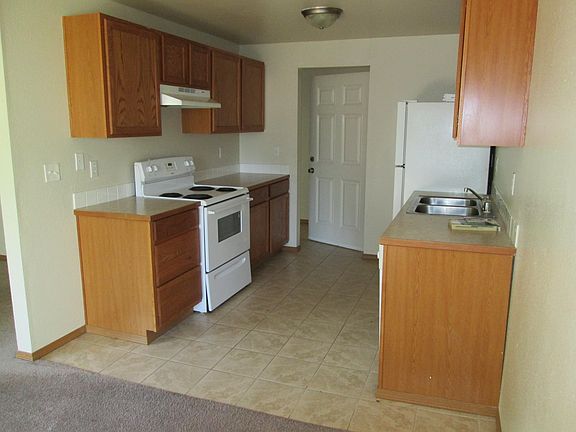 5th image of 9303 S Ash St APT D