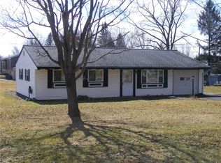 1145 Erie St, Saegertown, PA 16433