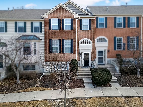 2nd image of 123 Willow Blvd