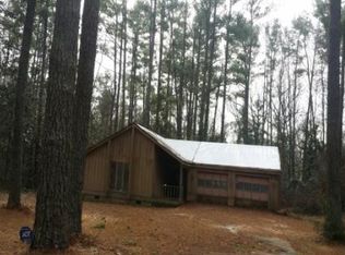 712 Niven Ave, Raeford, NC 28376