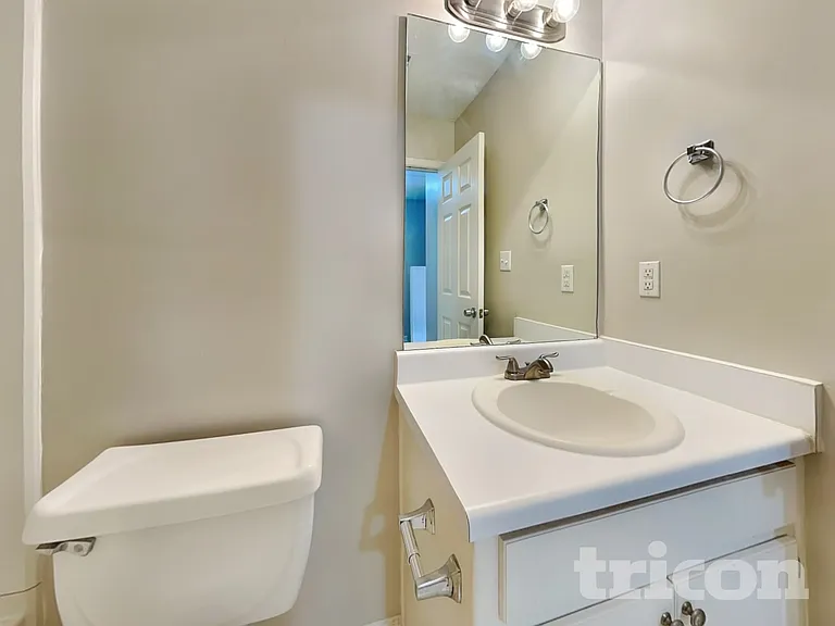 434 Creek View Ct — Photo 14