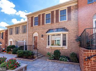 6048 Morgan Ct, Alexandria, VA 22312