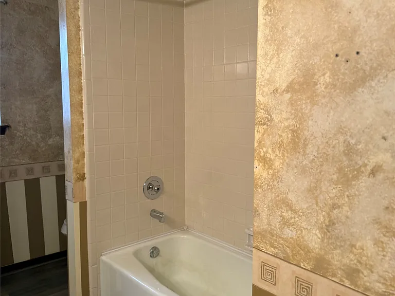 2614 S Gardenia Ave — Photo 19