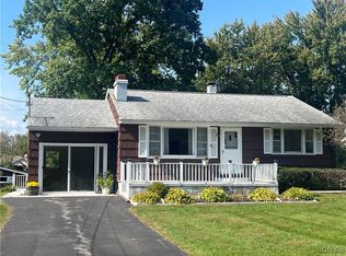 9741 Ethel Rd, Brewerton, NY 13029