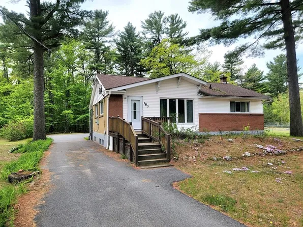 183 Hill St, Keeseville, NY 12944