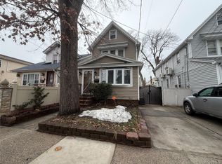 10928 116th St, South Ozone Park, NY 11420