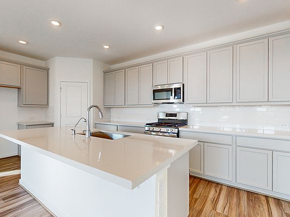 2nd image of 21823 Redwood Bluff Trl