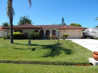 1117 SE Mendoza Ave, Port Saint Lucie, FL 34952
