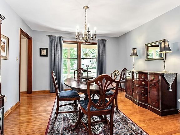 5th image of 7401 Old Erie View Dr