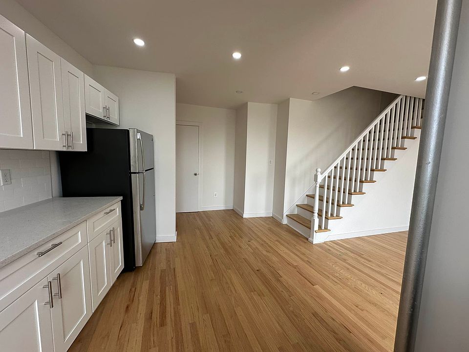 1st image of 6614 Woodside Ave APT 102A