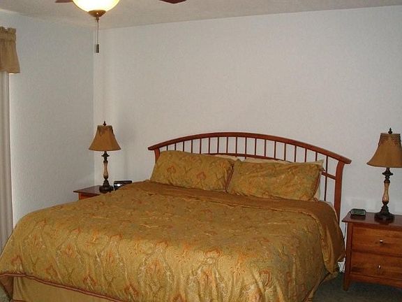 3rd image of 90 Greenview Bay Dr