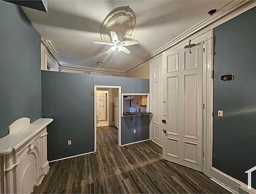3rd image of 4924 Parrish St #1