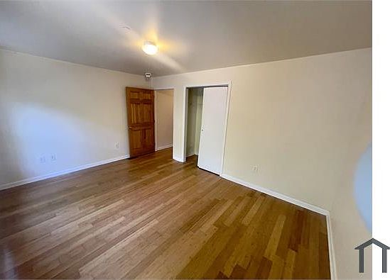 2nd image of 1523 N 17th St #2