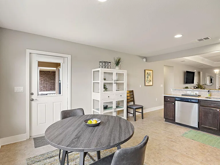 128 Alamosa Creek Ln — Photo 11