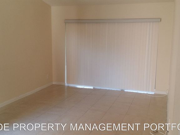 5th image of 8779 NW 39th St