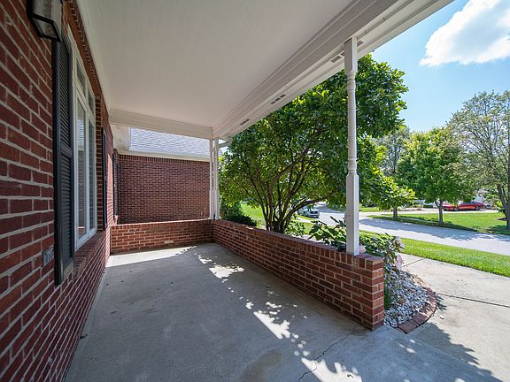 5th image of 14479 Allison Dr