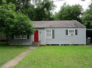 1017 10th St, Huntsville, TX 77320