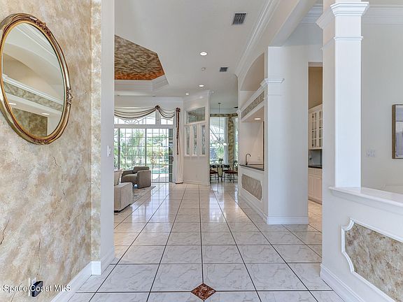 3rd image of 1009 Monticello Ct