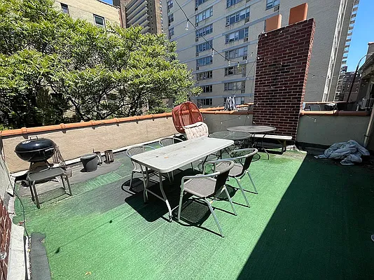 Rented by Oxford Property Group | media 9