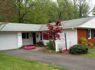 7329 Wickford Dr, Alexandria, VA 22315