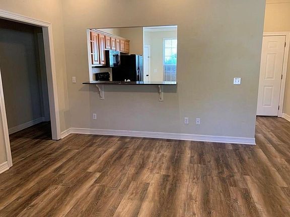 4th image of 6294 W Milliken Bnd
