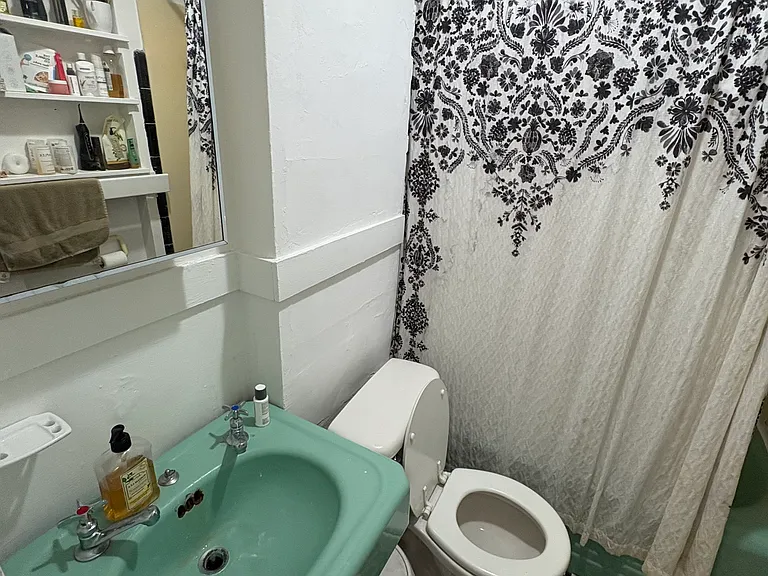 88 W Cedar St #12 — Photo 9
