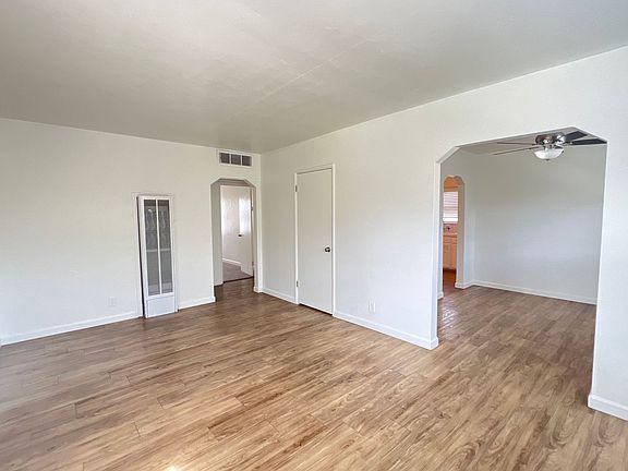 4th image of 2912-2914-2916 Sunset Ave #2914