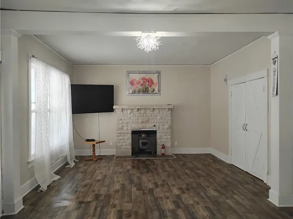 517 W Myrtle St, Independence, KS 67301