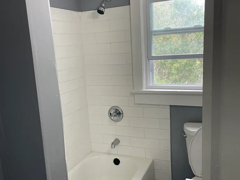 256 Buffalo Ave — Photo 14