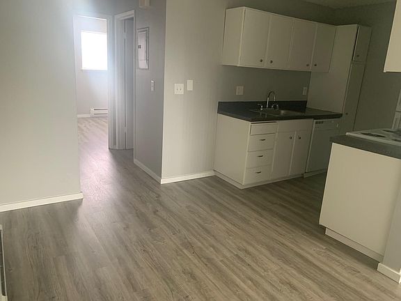 3rd image of 2455 F St SE APT 87