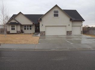1501 NE Quigley St, Mountain Home, ID 83647