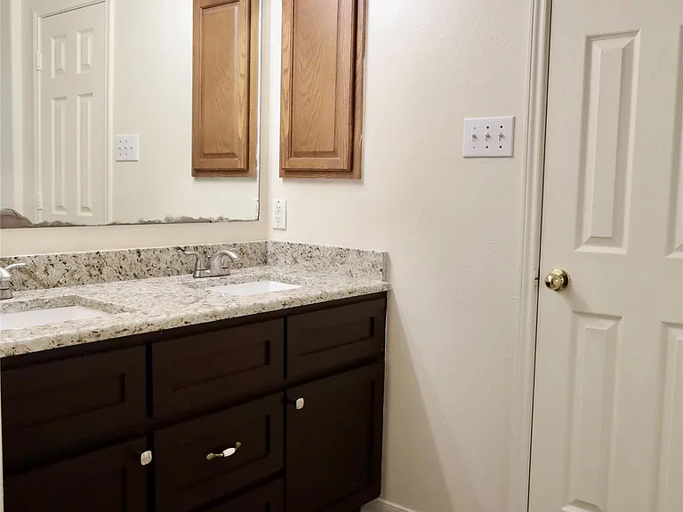 14411 Avery Brooke Ln — Photo 17