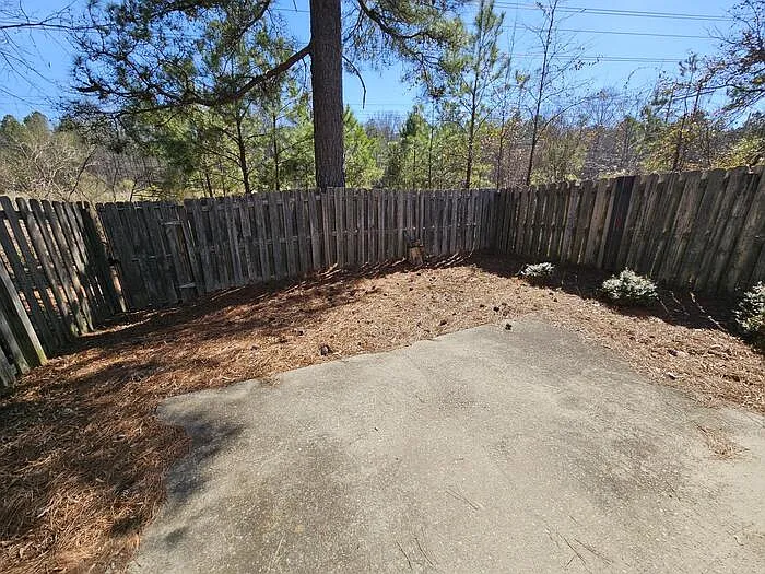 2 bed, 2.0 bath, 1100 sqft, $2,300 — Photo 3