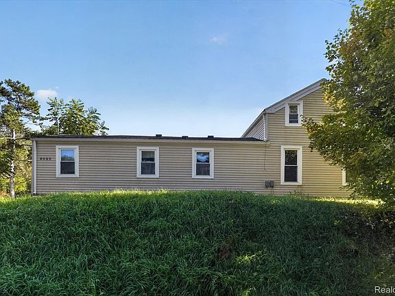 3rd image of 9022 Parshallville Rd