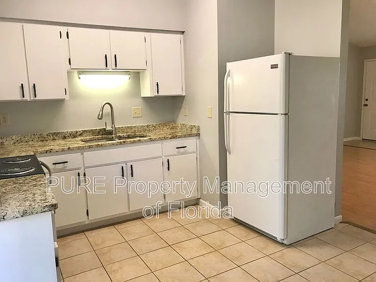 3085 SW 97th St #2 — Photo 6