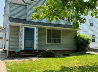 16120 Stockbridge Ave, Cleveland, OH 44128