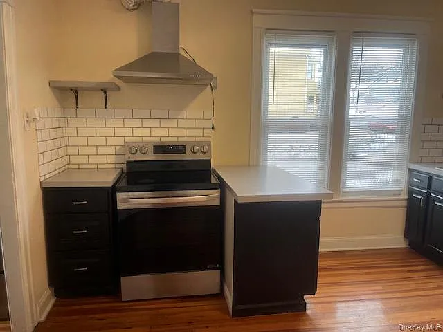 18 Innis Ave #1 — Photo 3