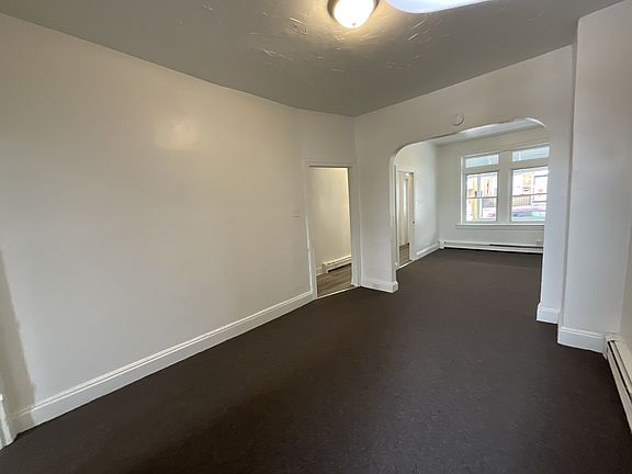 3rd image of 938 W College Ave