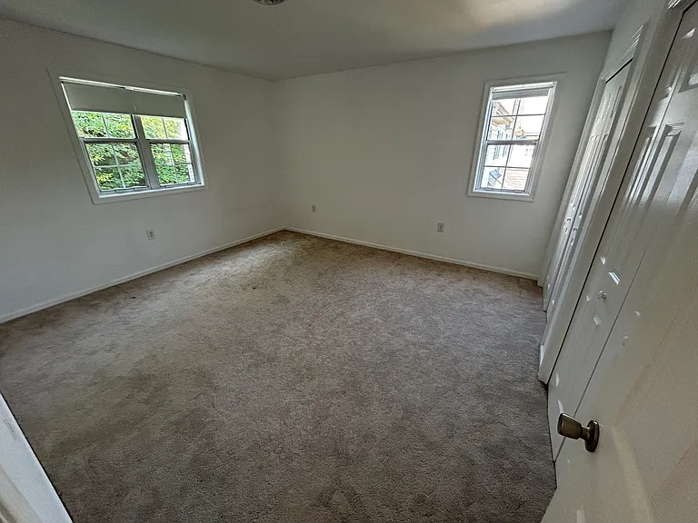 407 Walnut Grove Rd — Photo 18