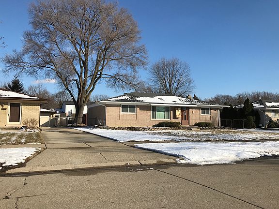 3rd image of 8974 Independence Dr