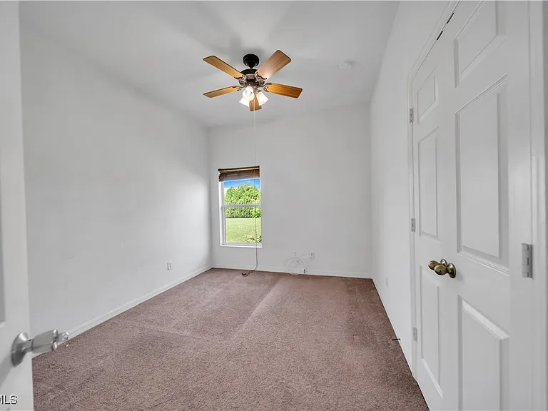 8125 Silver Birch Way — Photo 27